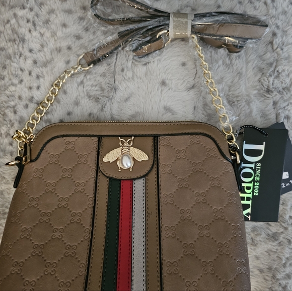 Quilted Crossbody Purse - Picture 4 of 4